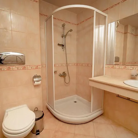 Otel Winpalace